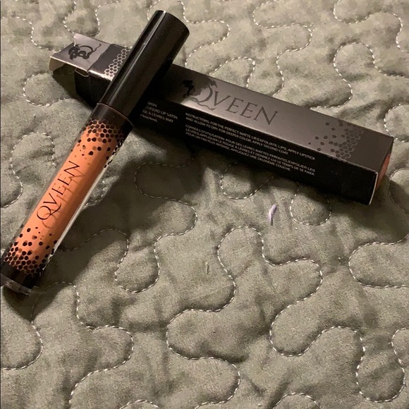 Qveen Matte Liquid Lipstick “Thick Skin” - Picture 2 of 3